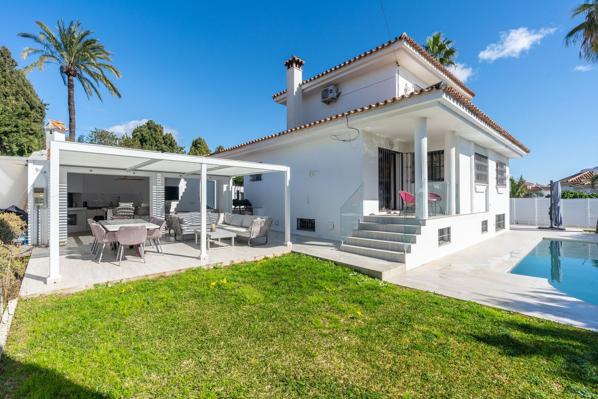 Atalaya, Estepona